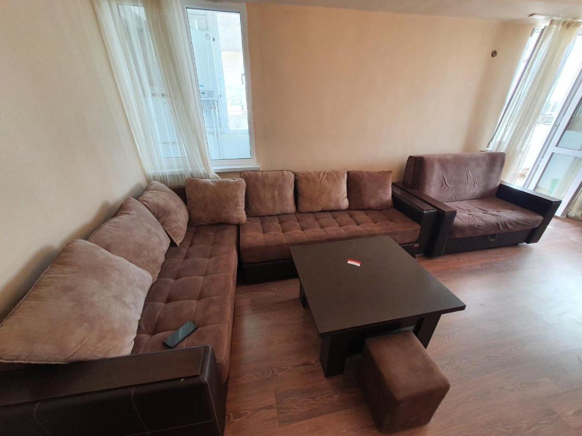 Apartment In Yerevan On Amiryan Street Экстерьер фото