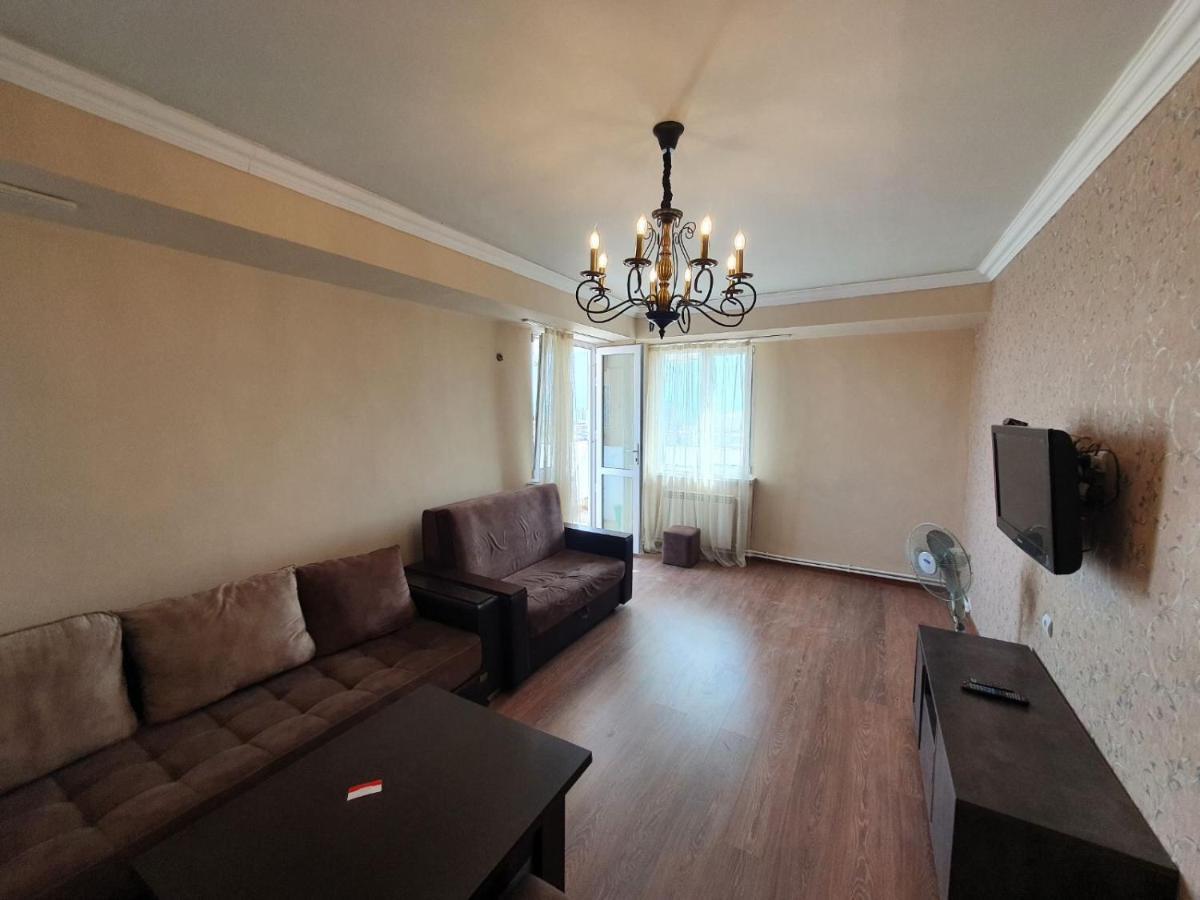 Apartment In Yerevan On Amiryan Street Экстерьер фото